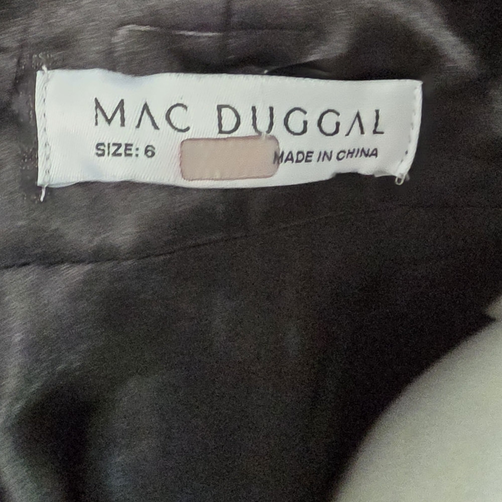 Mac Duggal Ieena Floral Ruffle V-Neck Gown - Picture 8 of 8